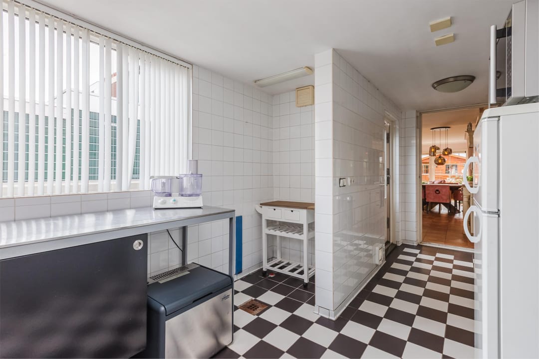 Photo 23 of Karnstraat 36