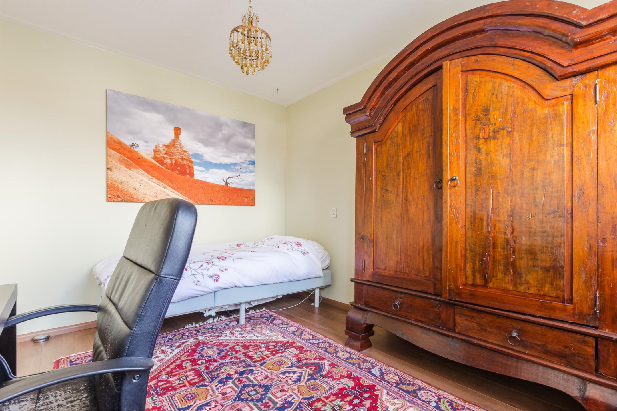 Photo 33 of Karnstraat 36