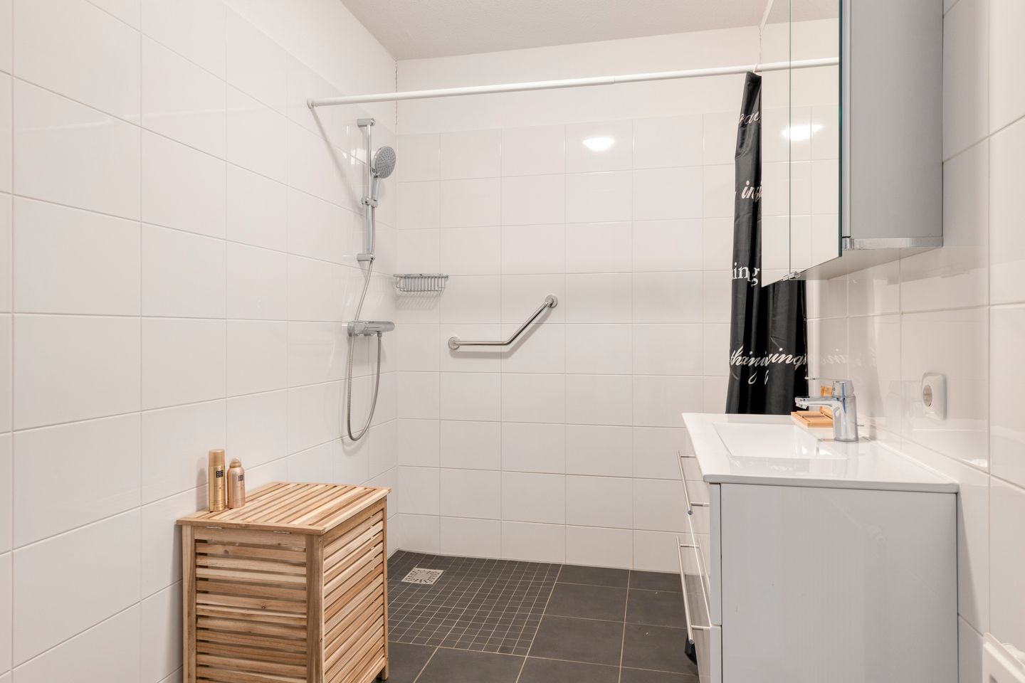 Photo 5 of Vurehout 363