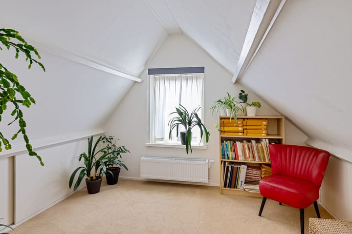 Photo 26 of Hottingawei 16