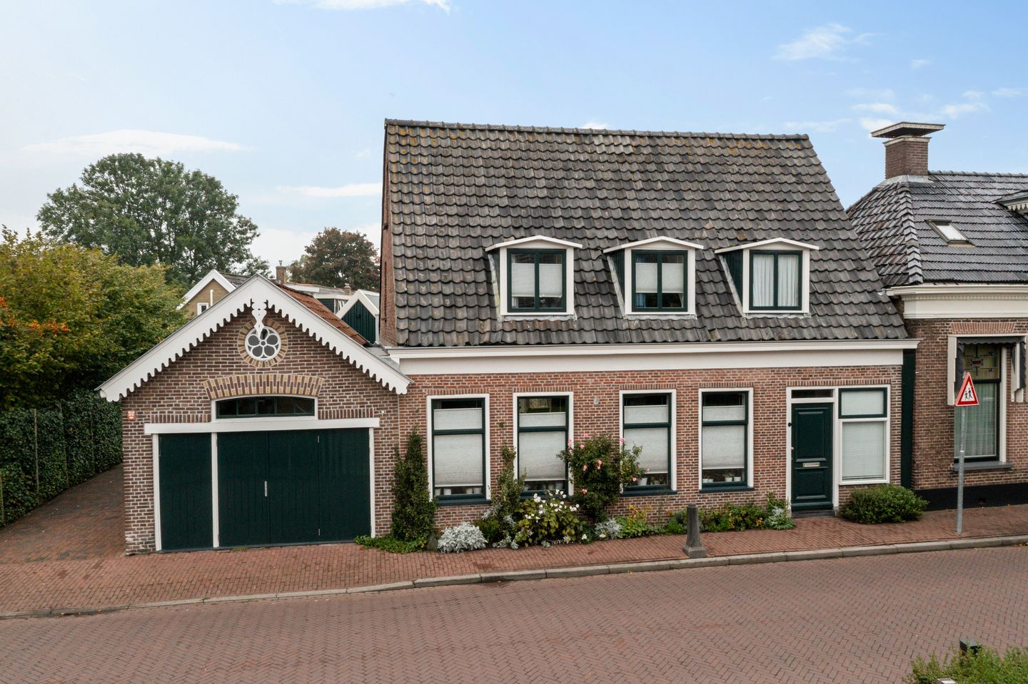 Photo 40 of Hottingawei 16