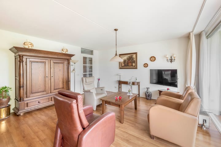 Photo 8 of Frederik Hendrikhof 17