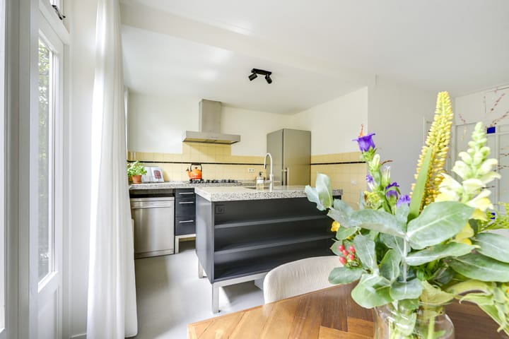 Photo 14 of J.M. de Muinck Keizerlaan 43