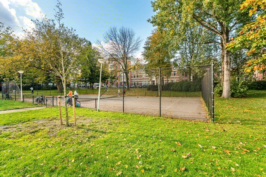 Photo 32 of Tweede Oosterparkstraat 235-C