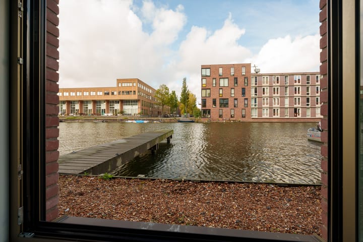 Photo 32 of Krijn Taconiskade 25