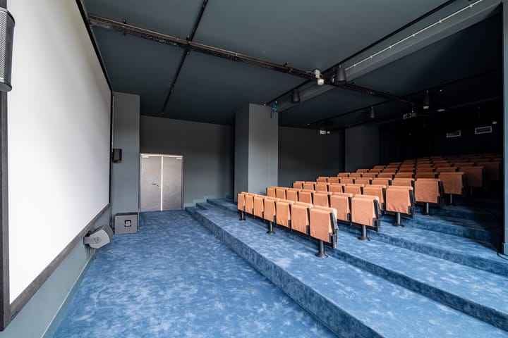 Photo 42 of Krijn Taconiskade 25