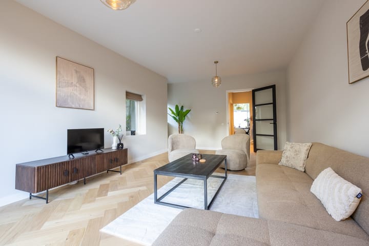 Photo 3 of Burgemeester Le Fèvre de Montignylaan 11