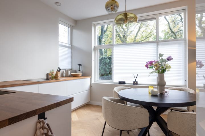 Photo 11 of Burgemeester Le Fèvre de Montignylaan 11