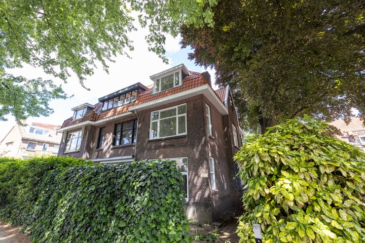 Photo 61 of Burgemeester Le Fèvre de Montignylaan 11