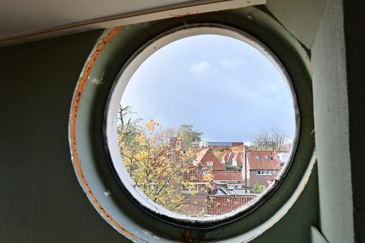 Foto 16 van Van 't Hoffstraat 11