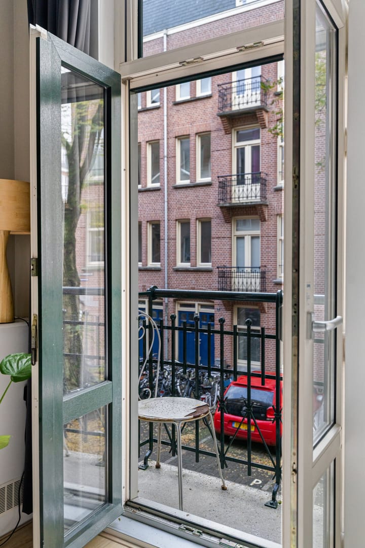 Photo 6 of Rochussenstraat 10-1