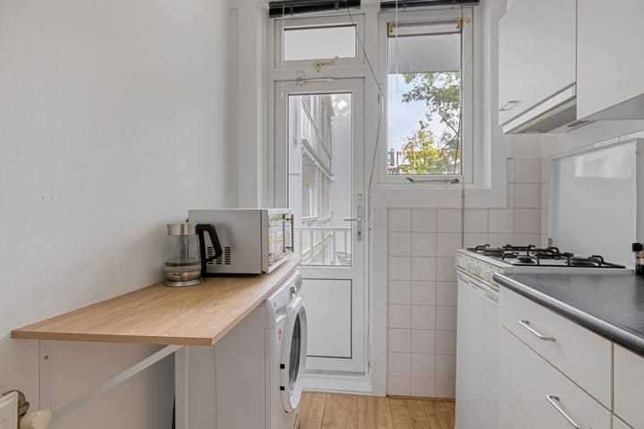 Photo 18 of Rochussenstraat 10-1