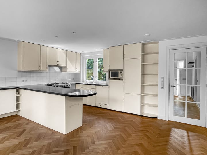 Foto 12 van Eemnesserweg 14