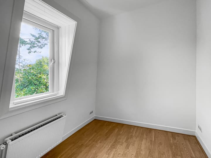 Foto 16 van Eemnesserweg 14