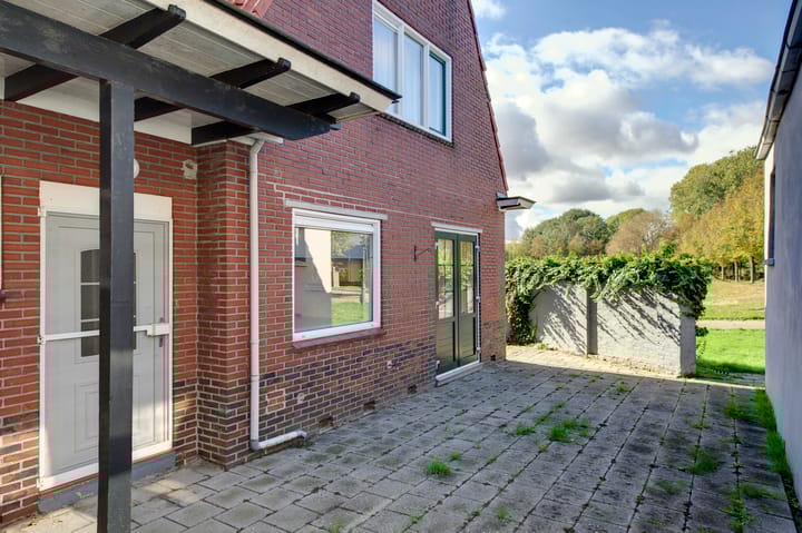 Photo 12 of Molenstraat 1