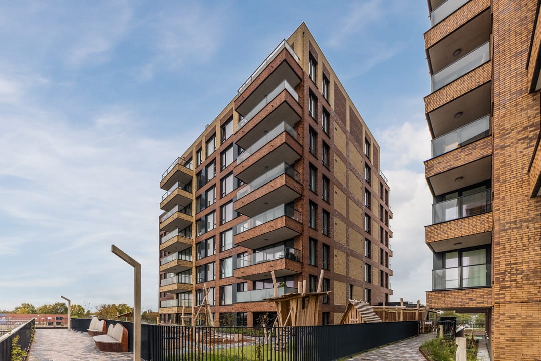 Foto 1 van Mahoniehout 441