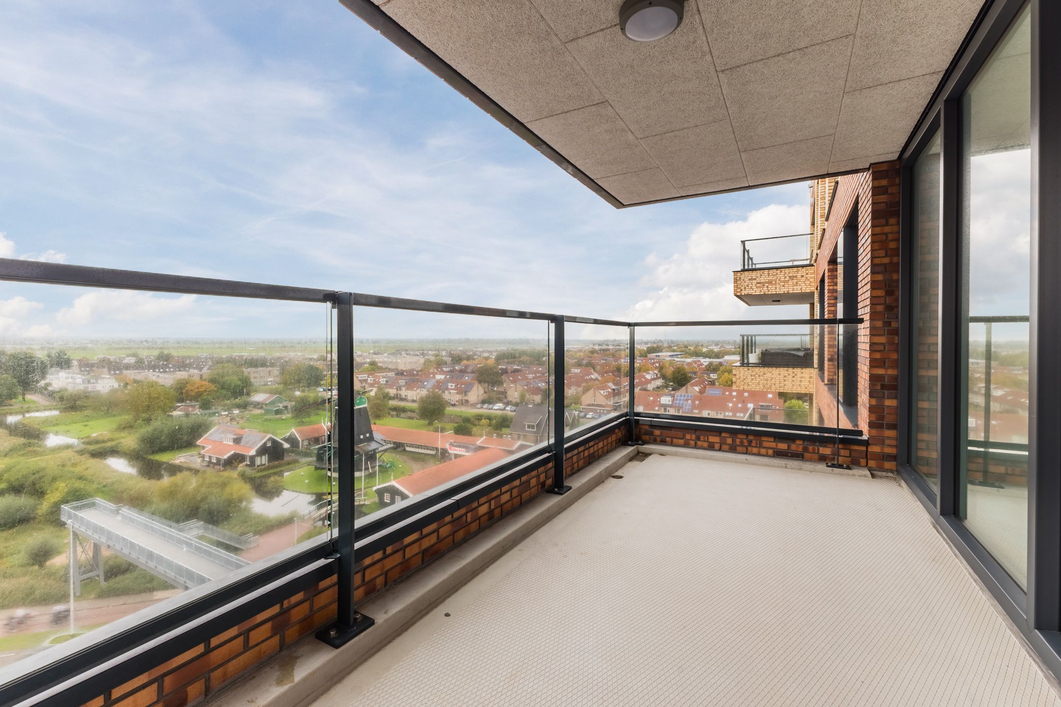 Foto 18 van Mahoniehout 441