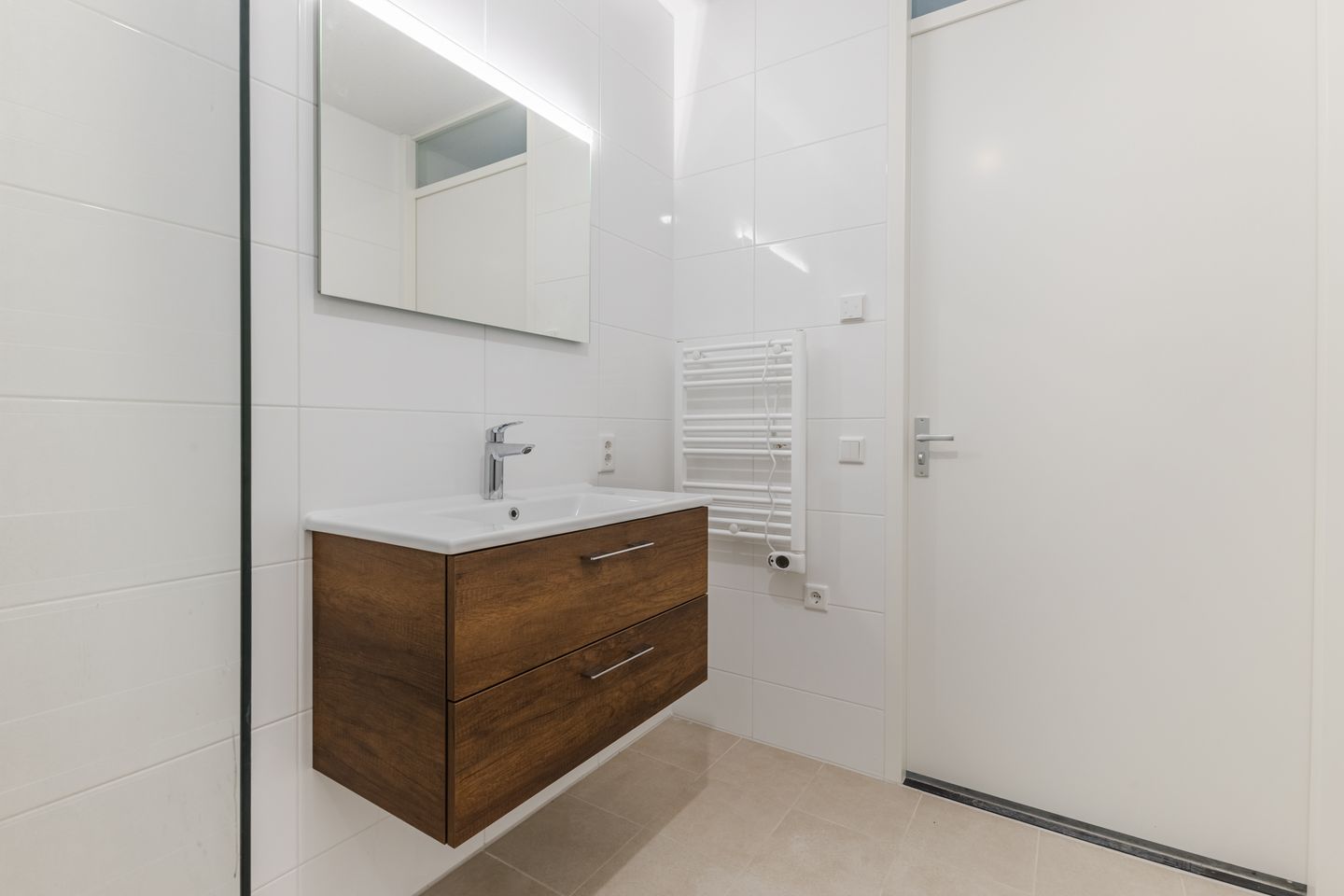 Foto 34 van Mahoniehout 441