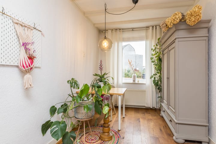 Photo 7 of Oranjestraat 60