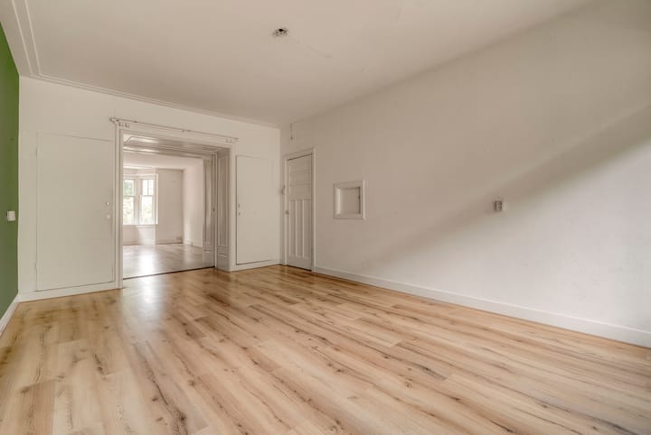 Photo 10 of Victorieplein 23-1