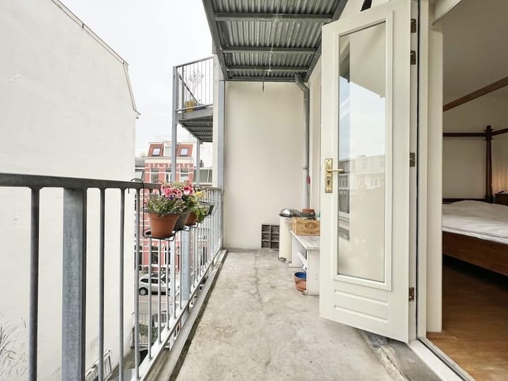 Photo 11 of Gerard Brandtstraat 2-D