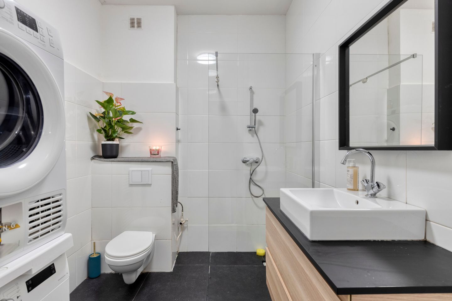 Foto 10 van Doedesstraat 71-A