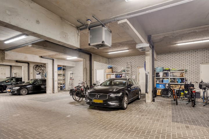 Photo 37 of Lampenistenstraat 63