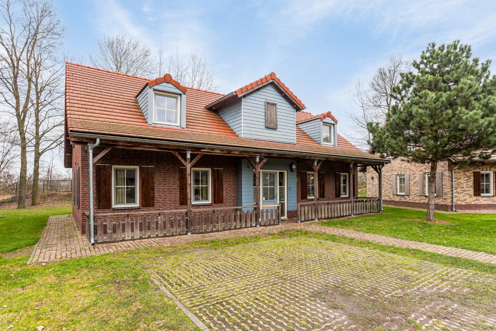 7-bedroom freehold villa in Weert — photo 2 of 5