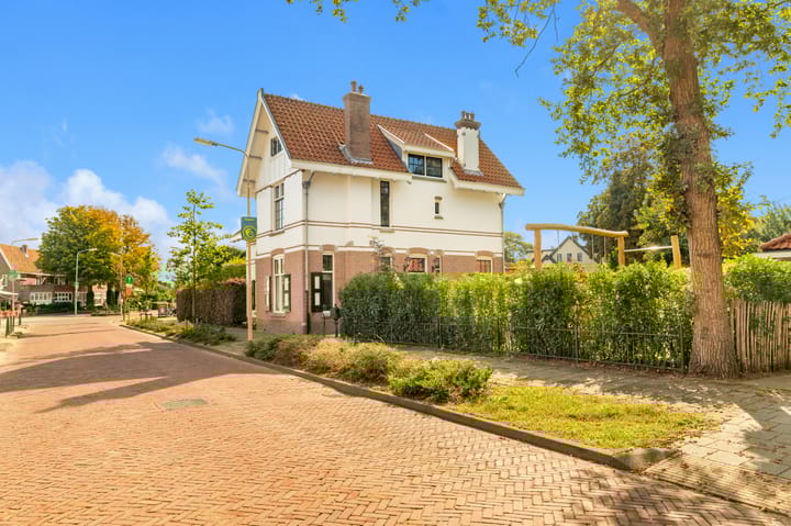 Foto 4 van Van Oldenbarneveldweg 30