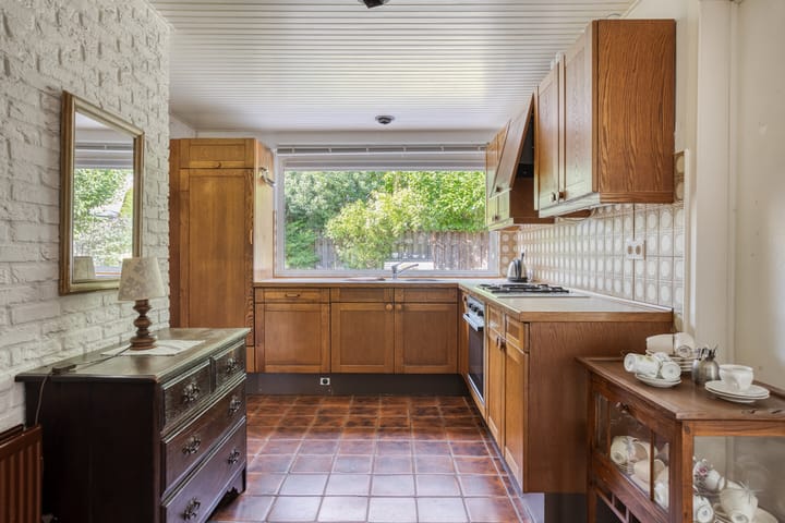 Photo 11 of Lijsterbeslaan 96