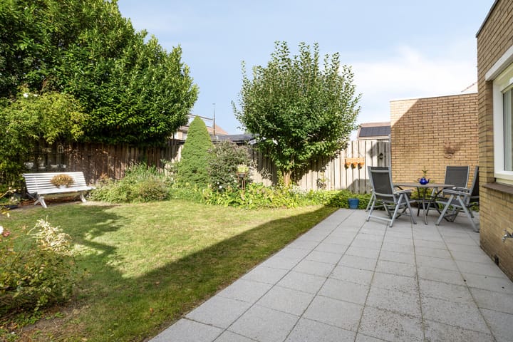 Photo 16 of Lijsterbeslaan 96