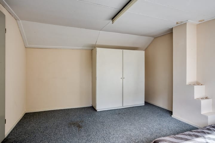 Photo 21 of Lijsterbeslaan 96