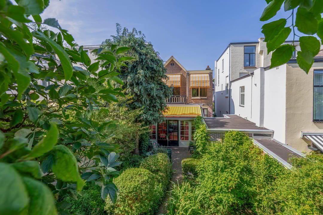 Foto 1 van Burgemeester Weertsstraat 35