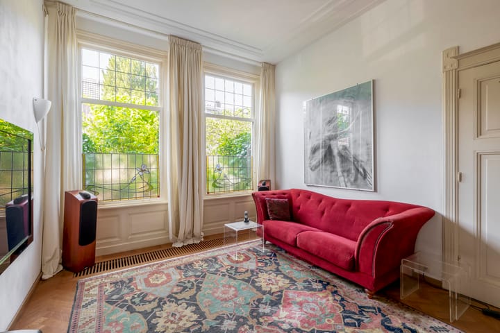 Photo 4 of Burgemeester Weertsstraat 35