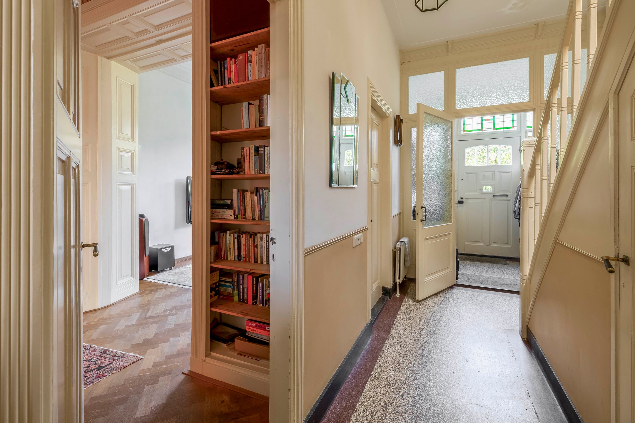 Foto 15 van Burgemeester Weertsstraat 35