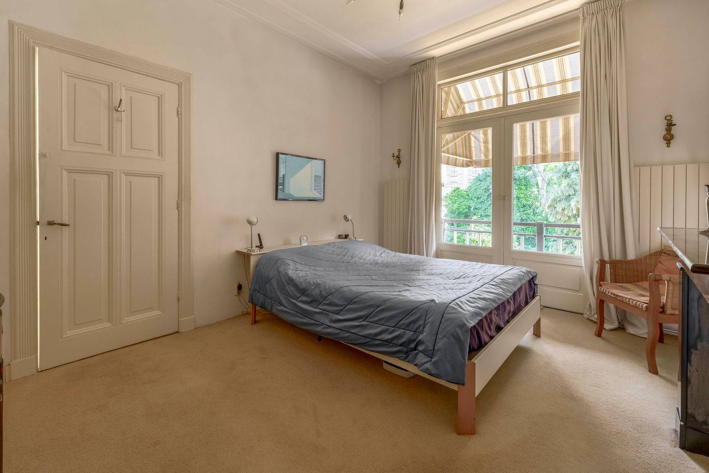 Foto 20 van Burgemeester Weertsstraat 35