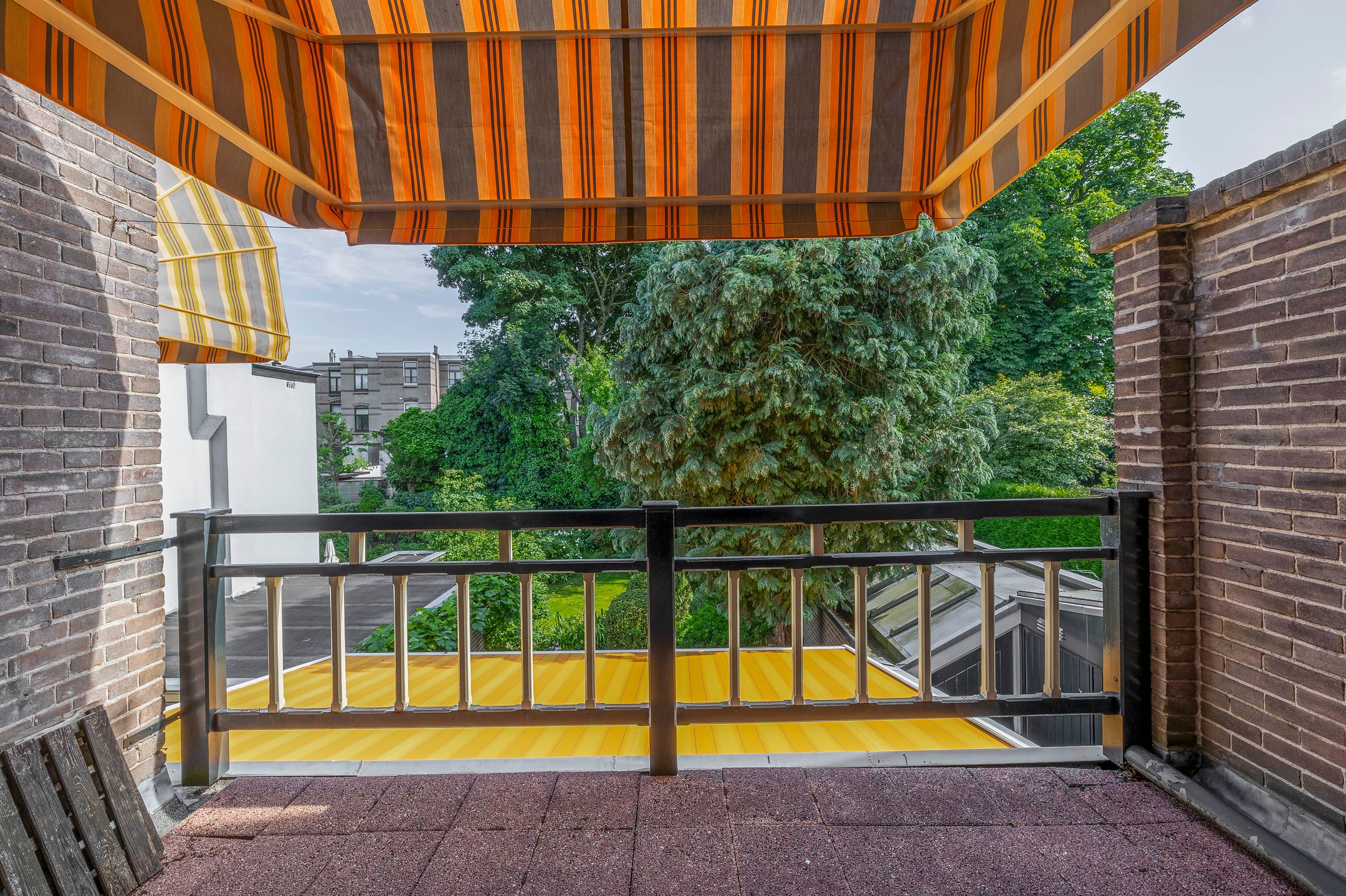 Foto 27 van Burgemeester Weertsstraat 35