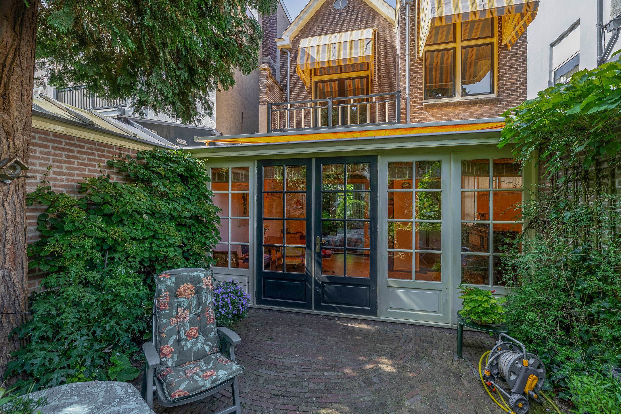 Foto 33 van Burgemeester Weertsstraat 35