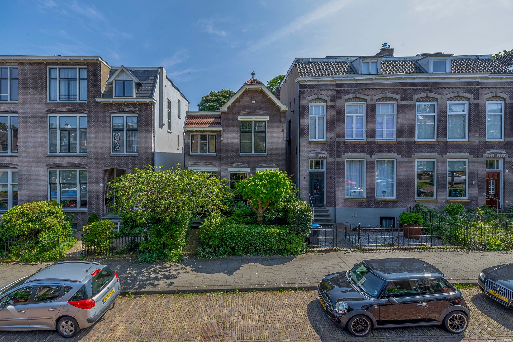 Foto 45 van Burgemeester Weertsstraat 35