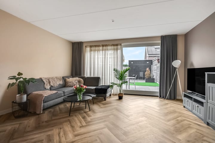 Foto 15 van Tegulastraat 34