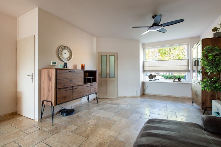 Foto 16 van Paus Joanneslaan 30