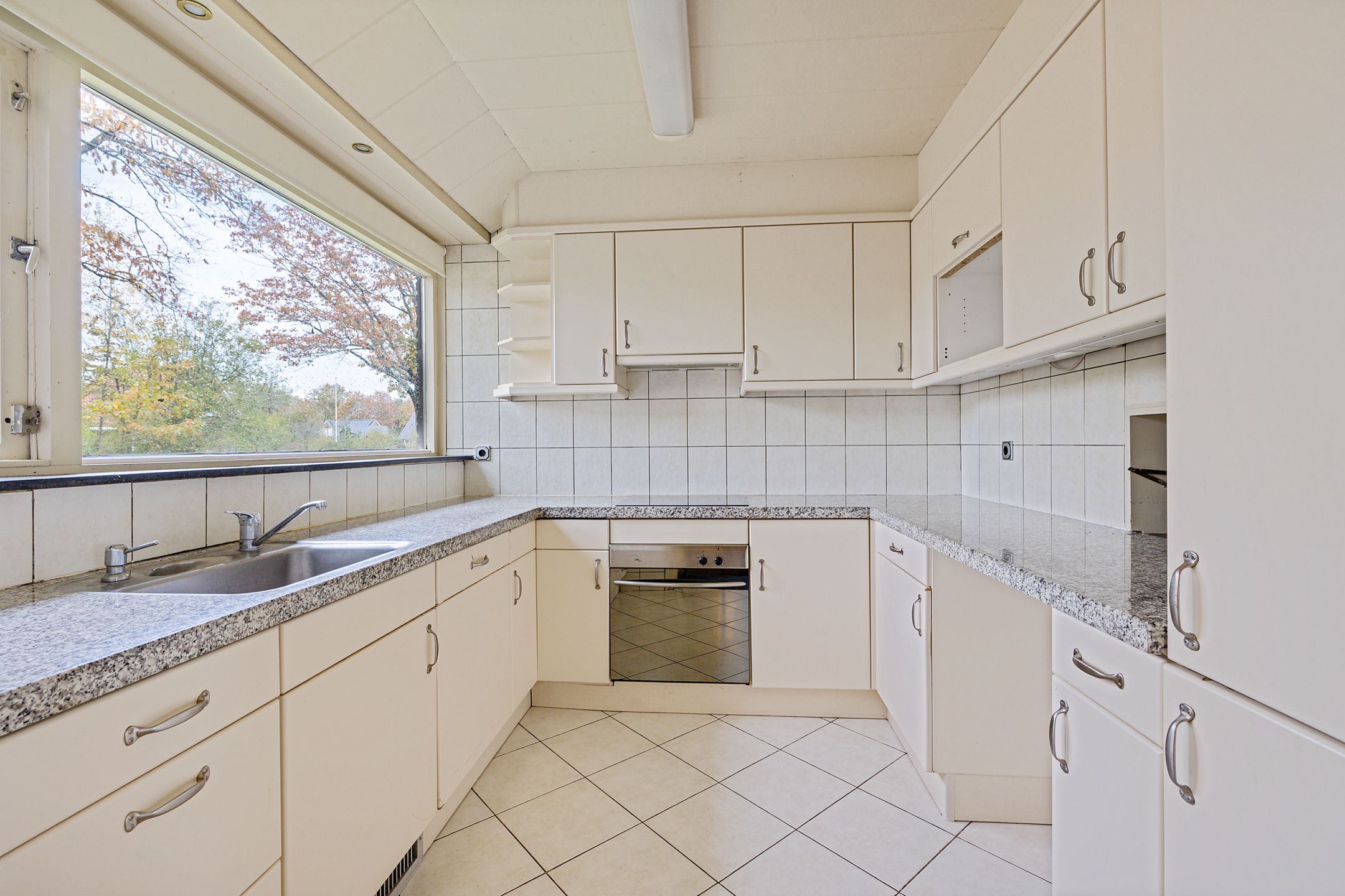 Foto 12 van Westdorperstraat 19