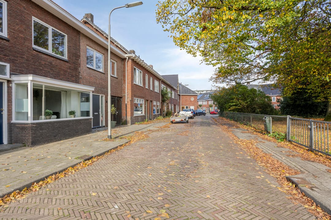 Photo 2 of Hagelkruisplein 9