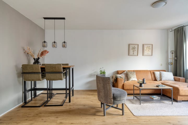 Photo 13 of Bedumerstraat 19-A