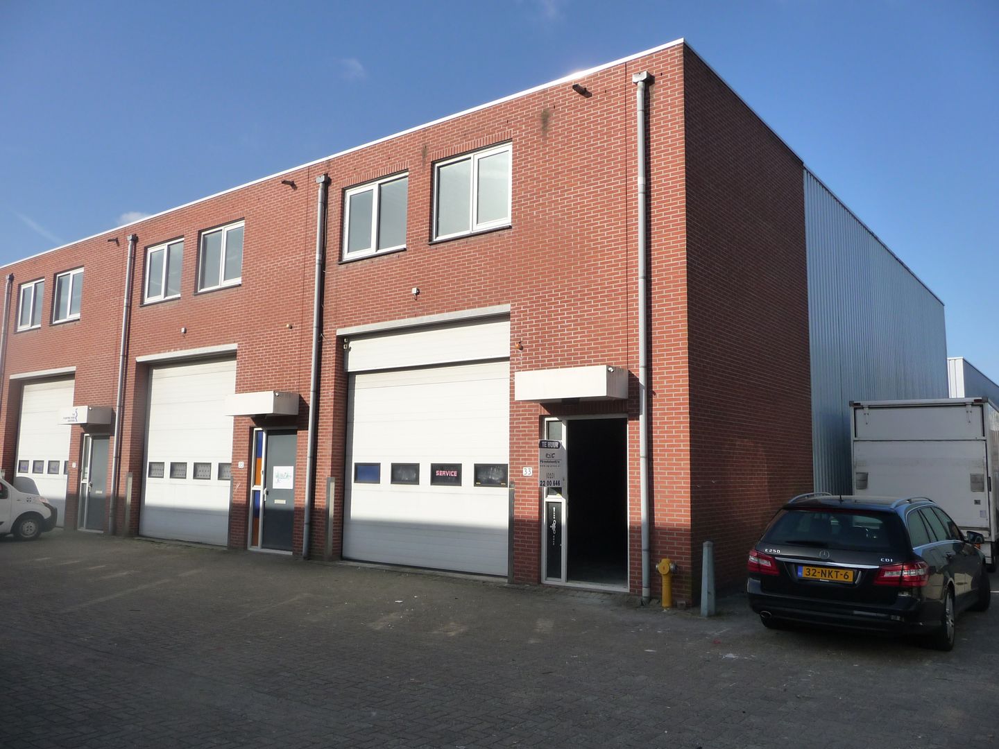 View photo 2 of Hongkongstraat 33