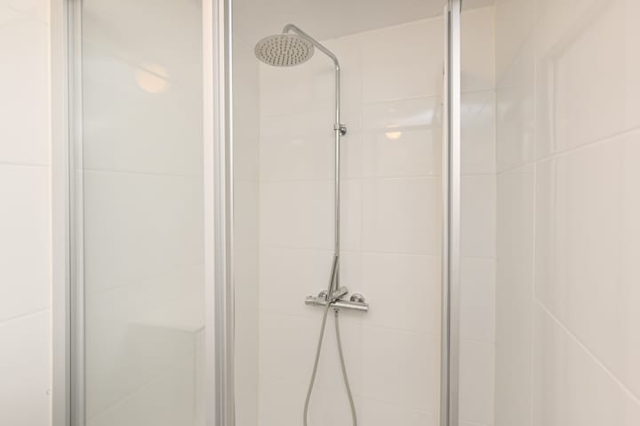 Photo 17 of Van de Spiegelstraat 5-D