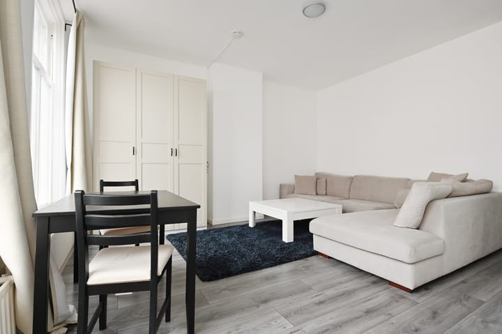 Photo 4 of Van de Spiegelstraat 5-D