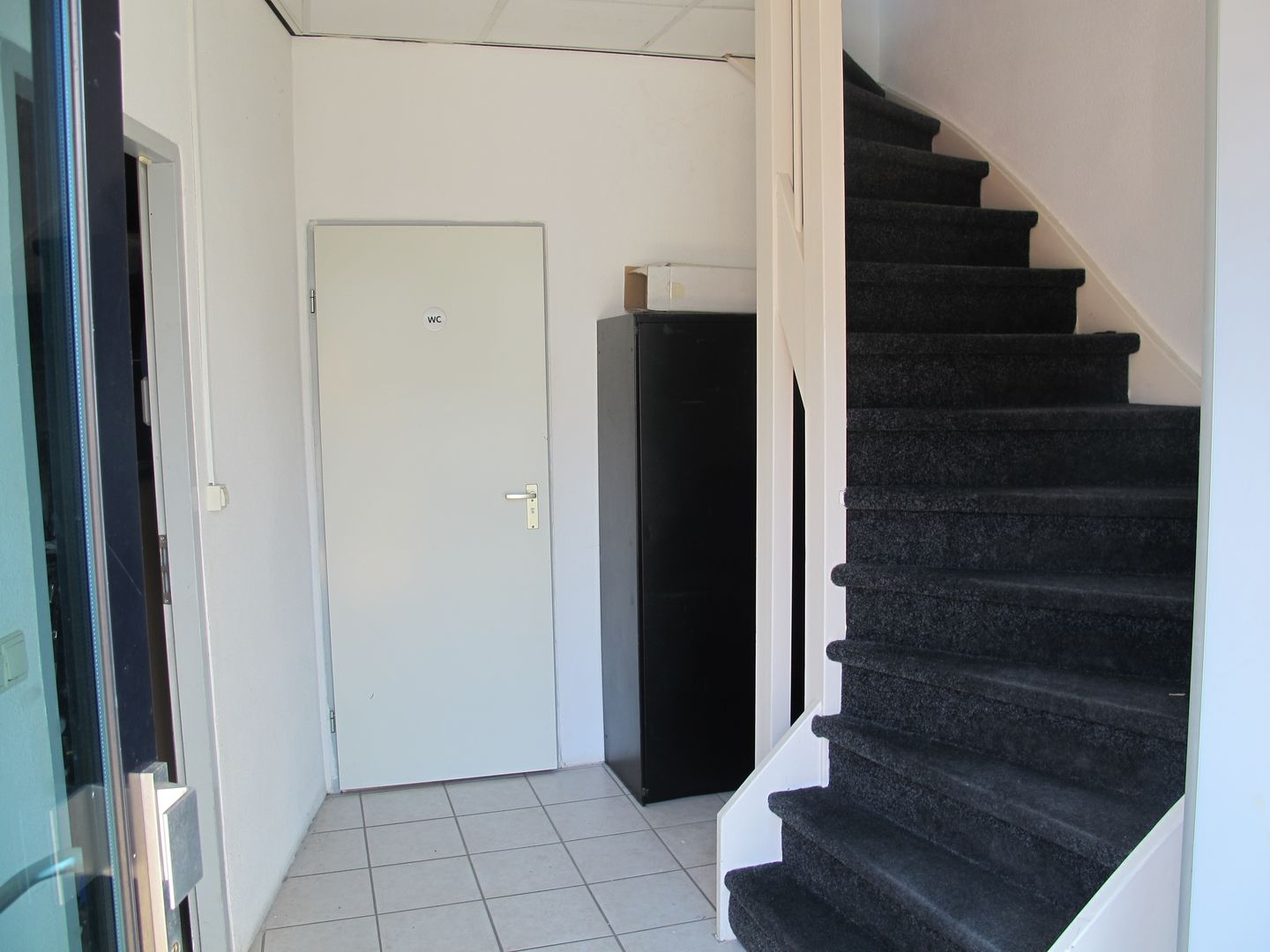 View photo 2 of Nieuwpoortkade 13