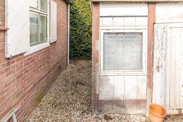 Photo 42 of Verhuizensestraat 1-A