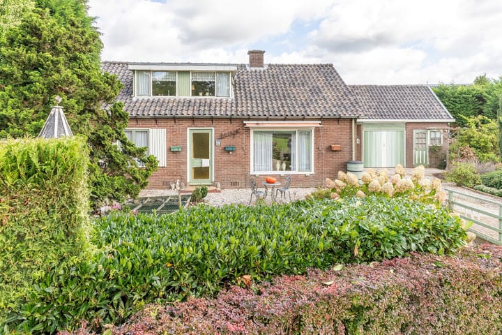 Photo 45 of Verhuizensestraat 1-A